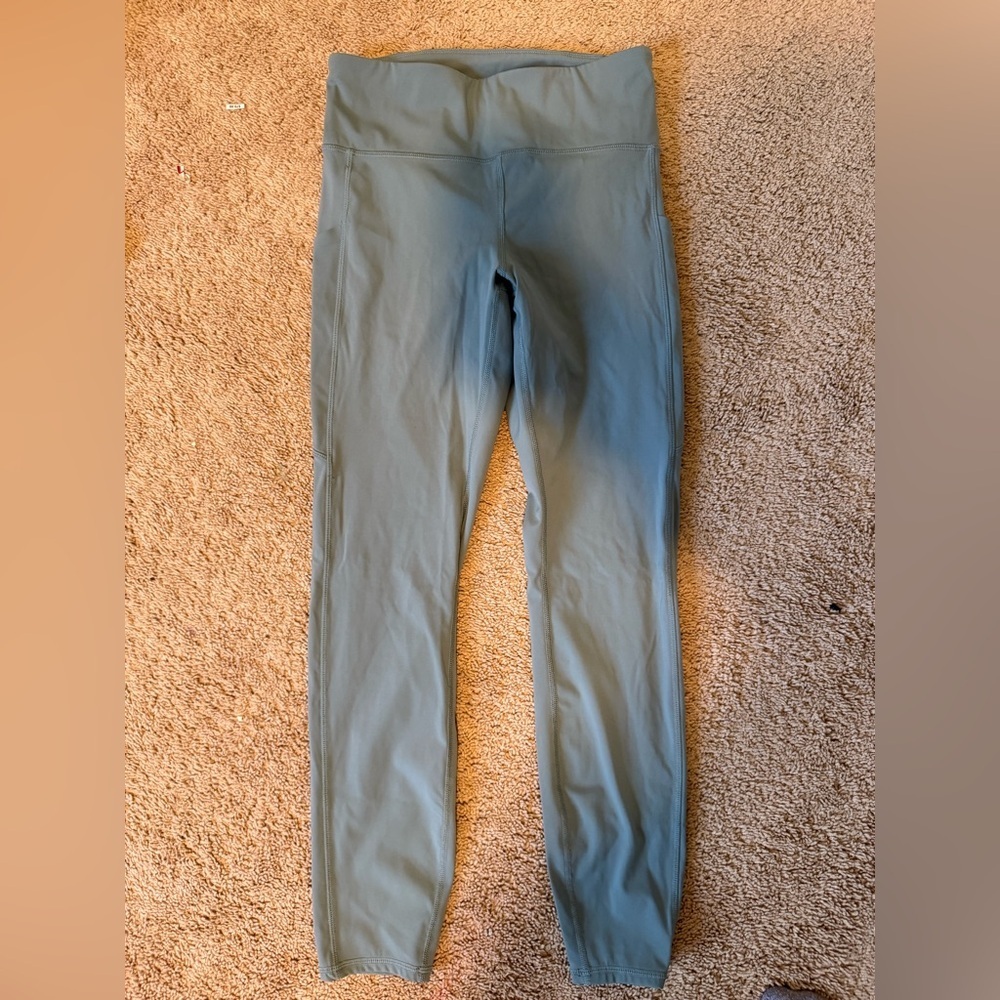 Vuori All the Feels Pocket Legging- Like New